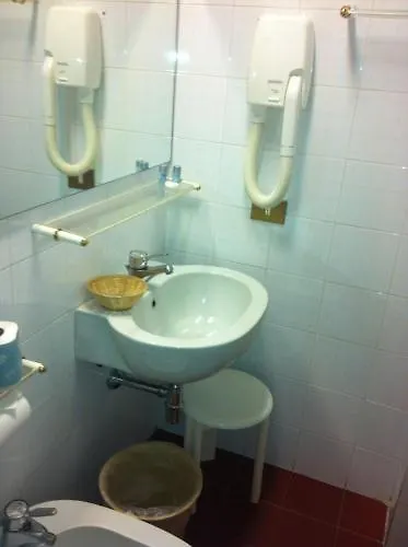 Eurhotel Florens Hotell
